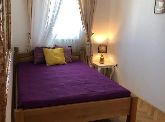 Betty Apartment *